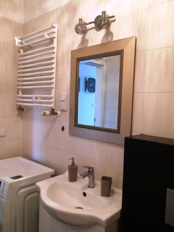 Apartament "Cleopatra 3" Z Miejscem Parkingowym, Faktury Vat Kielce Exterior photo