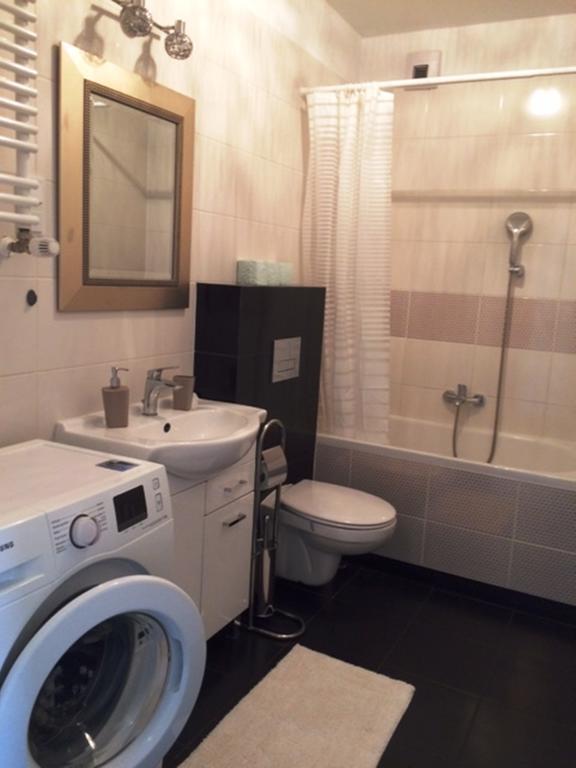 Apartament "Cleopatra 3" Z Miejscem Parkingowym, Faktury Vat Kielce Exterior photo